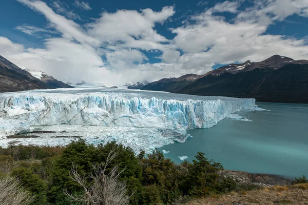 Vista lateral do Glaciar Perito Moreno, Parque Nacional Los Glaciares — Fotografia de Stock