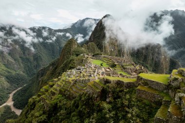 Machu Picchu - bulutlardaki şehir. Peru, Güney Amerika