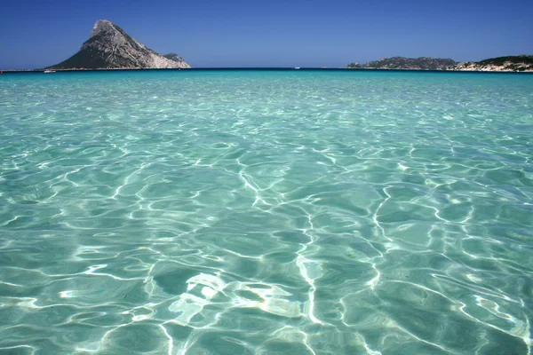 Agua cristalina en el mar mediterráneo — Foto de Stock