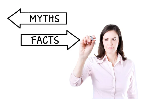 Zakenvrouw een mythen of feiten concept puttend uit de virtuele scherm. — Stockfoto