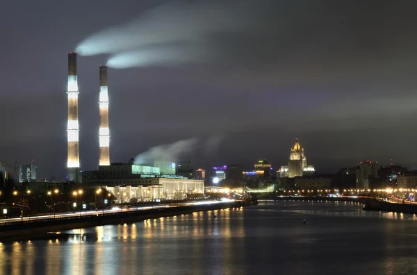 Vista do Rio Moscou à noite — Fotografia de Stock