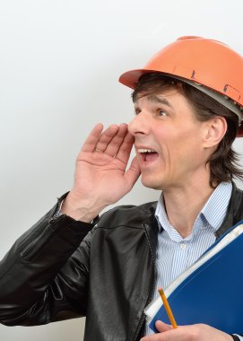 Şef inşaat ustabaşı çığlık