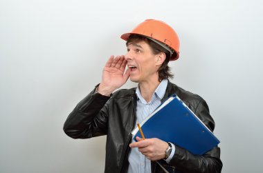 Kimse çığlık inşaat işçileri Head'a