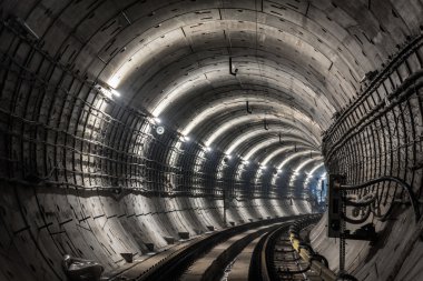 Metro'ya