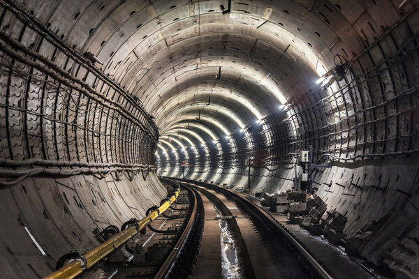 Тоннель метро
