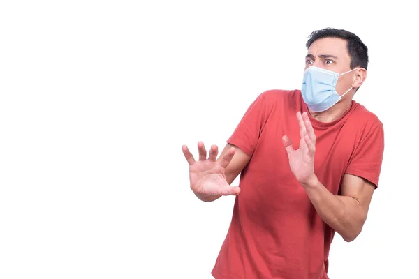 Scared man in protective mask during coronavirus pandemic — Stock Photo, Image