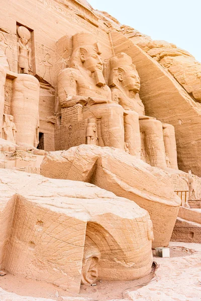 Profil Fotografie Vchodu Některé Zříceniny Chrámu Ramses Abu Simbel Egyptě — Stock fotografie