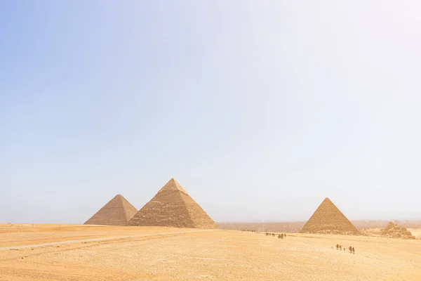 Mısır Daki Giza Piramitlerinin Panoramik Görüntüsü — Stok fotoğraf