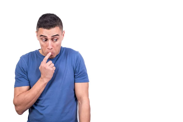 Studioporträt Mit Weißem Hintergrund Eines Mannes Mit Einem Finger Mund — Stockfoto