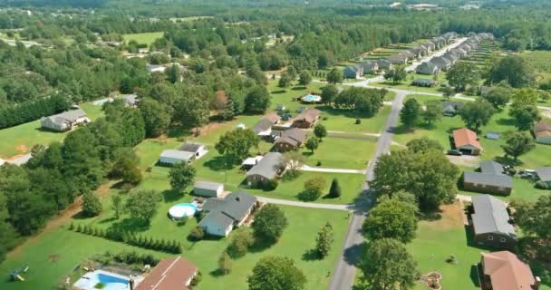 Scenic seasonal landscape from above aerial view of a small town in countryside in Boiling Springs South Carolina USA — Stock Video