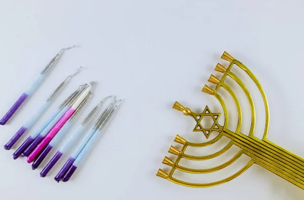 Hanukkah Fiesta Judía Con Menorah Judaísmo Candelabros Velas Madera Tradicional —  Fotos de Stock