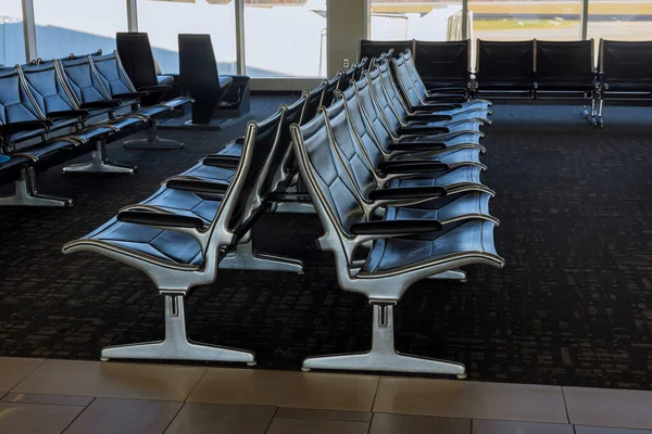 Sièges Vides Dans Salon Départ Aéroport — Photo