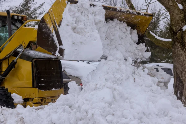 Sneeuwschuiver Voertuig Verwijderen Sneeuw Weg Tijdens Winter Sneeuwstorm — Stockfoto