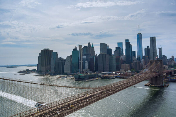 Brooklyn Bridge view Manhattan skyline New York metropolitan City