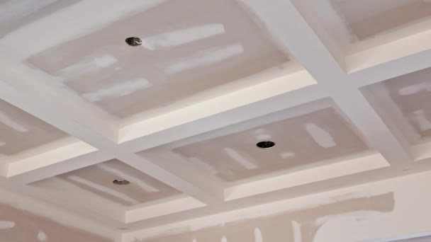 Laid plastering gipsum di dinding dan langit-langit untuk jahitan drywall siap untuk cat — Stok Video