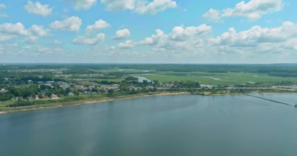 Prachtig uitzicht op het landschap naar de prachtige Atlantische oceaan kust, in de buurt van Old Bridge stad — Stockvideo
