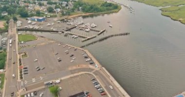 Liman limanı yakınlarındaki Keyport kasabasında panoramik manzara