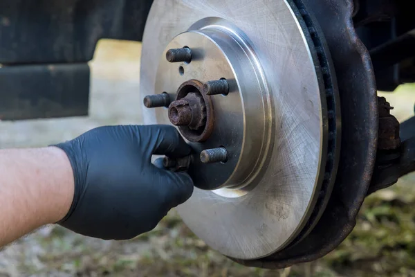Car Mechanic Repair Service Change Car Disc Brake Pads Old — Stock Photo, Image