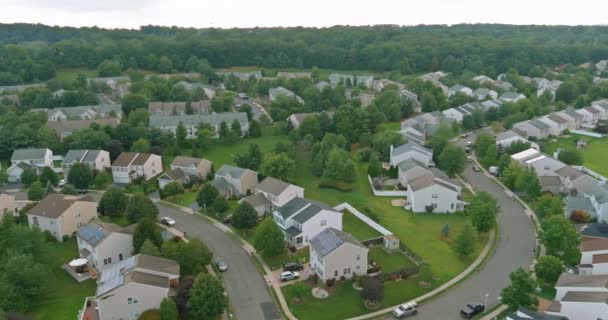 Aerial over top view seasonal American suburban area landscape beautiful small green town in East Brunswick New Jersey US — Stock Video