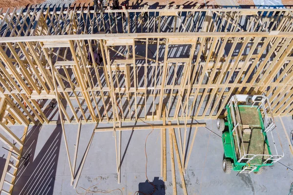 Widok Lotu Ptaka Nowy Dom Ramach Konstrukcji Drewnianych Ramek — Zdjęcie stockowe