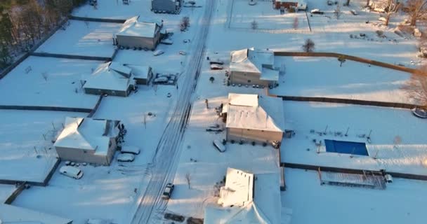 冬の晴れた日の眺め小さな町サウスカロライナ州の沸騰した温泉 — ストック動画