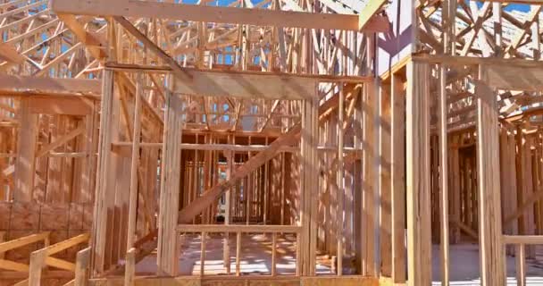 新建房屋的建筑木构梁空中景观 — 图库视频影像