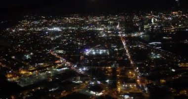 Newark şehrinin güzel hava manzaralı manzarası, Amerika, gece