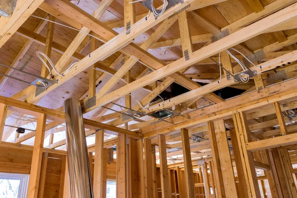 Framing Van Balken Stok Gebouwd Huis Spanten Dak Voor Nieuwe — Stockfoto