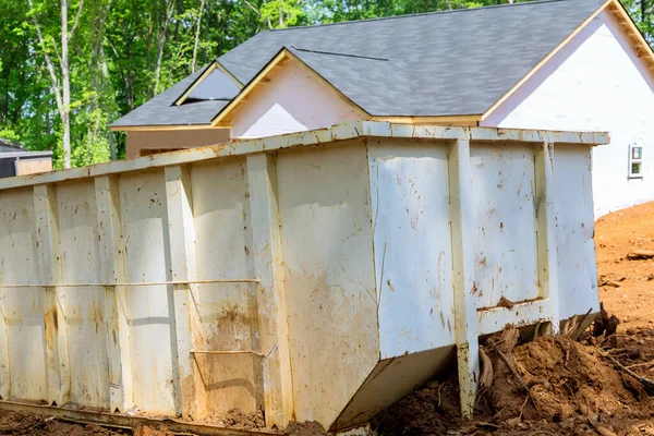 Building container for garbage construction waste — Stockfoto