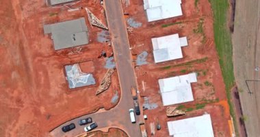 Yeni konut şantiyesinin somut temel çalışması