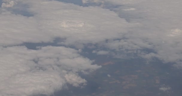 夏日蓝天白云中蓬松的云彩 — 图库视频影像