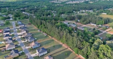 Güney Carolina 'daki Kaynayan Springs' te hava manzaralı küçük bir kasaba.