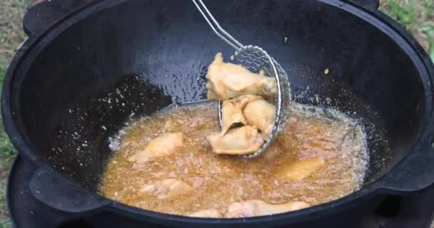 Fried Chicken Wings Frying Cauldron Wood Outdoor — Stock Video