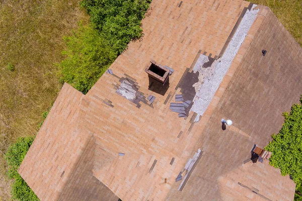 Top View Aerial Perspective Destroyed Roof Shingles Caused Strong Winds — Stockfoto