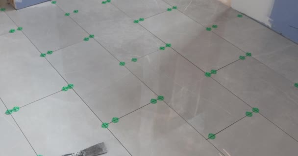Home Construction Work Ceramic Floor Tiles Placed Adhesive Surface Renovation — Vídeo de Stock