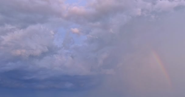 Severe Thunderstorm Sky Adorned Bright Rainbow Contrast Landscape Dramatic Clouds — 图库视频影像