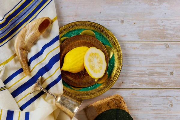 Jewish Holiday Sukkot Ritual Carrying Etrog Part Its Meaning Feast — Stockfoto