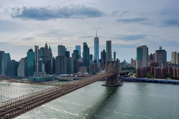 Вид Манхэттен Вдоль Ист Ривер Через Живописный Бруклинский Мост Нью — стоковое фото