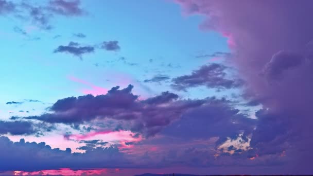 Dramática Luz Del Colorido Cielo Naranja Durante Puesta Del Sol — Vídeo de stock