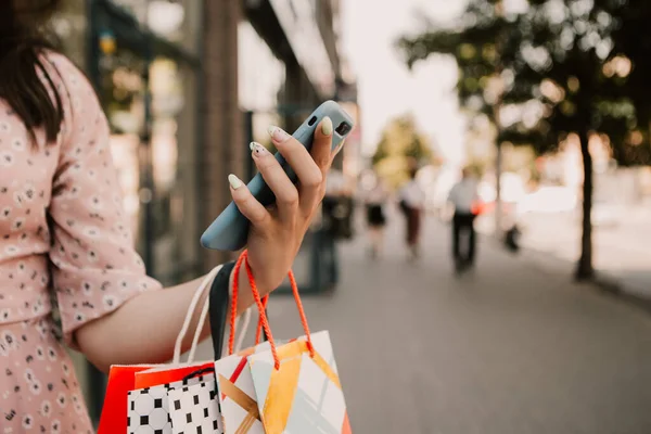 Cropped Image Lady Hold Many Bags Phone Shopper Woman Dressed — Stockfoto