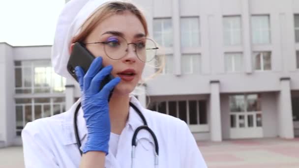 Young Female Nurse Standing Hospital Infirmary Gorgeous Doctor Woman Dressed — Stockvideo