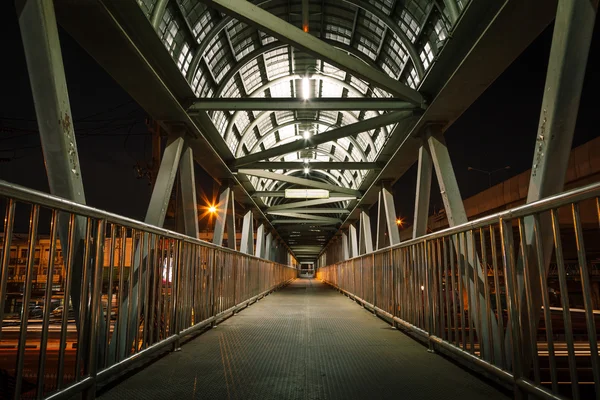 Pedestrian overpass. — Stock Photo, Image