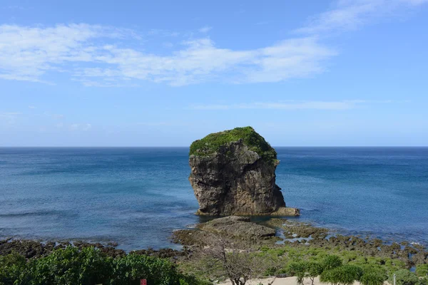 Sail rock in the kenting national park taiwan — Stock Photo, Image