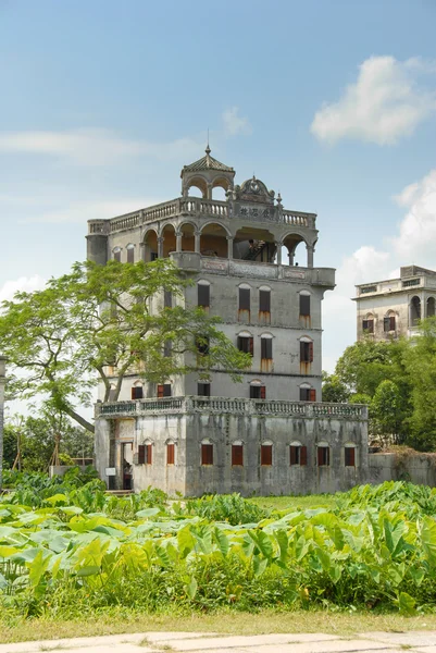 De antika arkitekturerna fangshi denglou "light Tower" i kaiping län, Guangdongprovinsen, Kina — Stockfoto