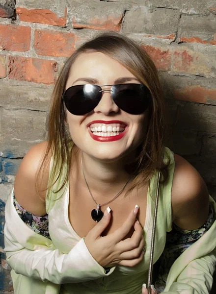 Foto eines lächelnden Mädchens — Stockfoto