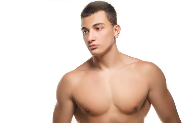 atletik erkek kasları gösterir 