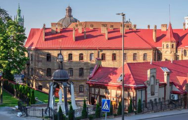 Lviv, Ukrayna 07.07.2021. Ukrayna 'nın acil durum servisi, Lviv, güneşli bir yaz gününde