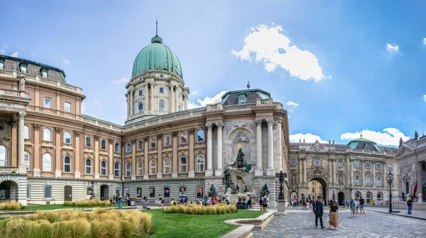 Budapeszt Węgry 2021 Pałac Zamkowy Budapeszcie Węgry Letni Dzień — Zdjęcie stockowe