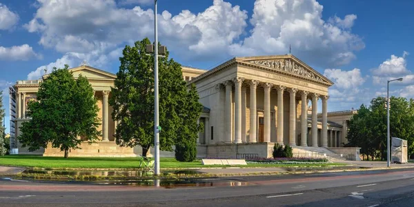 Budapeste Hungria 2021 Museu Arte Húngara Budapeste Uma Manhã Ensolarada — Fotografia de Stock