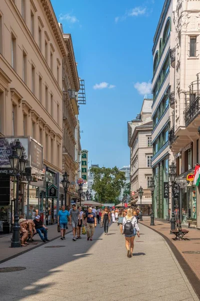 Budapeszt Węgry 2021 Ulice Starego Miasta Pest Budapeszcie Słoneczny Letni — Zdjęcie stockowe